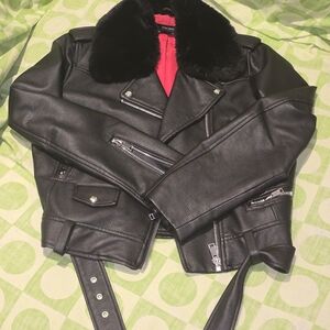 ZARA BRAND NEW W/O tag--Black Faux Pebble Leather with Faux Removeable Collar